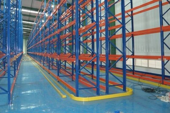 Wood Plate / Steel Plate VNA Very Narrow Aisle Heavy Duty Rack