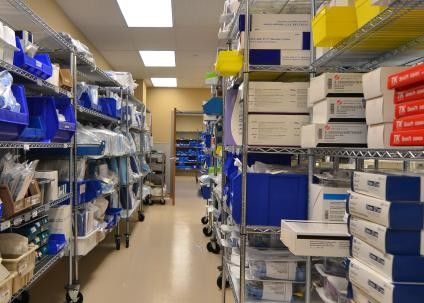 Chrome Commercial Wire Shelving With Casters Heavy Duty NSF Certificate